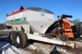 Wilmar Super 800 Fertilizer Cart