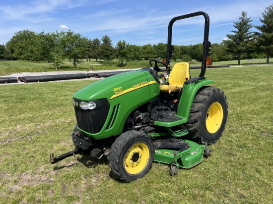 John Deere 3320 Tractor