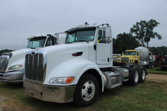 2008 Peterbilt 386 Road Tractor
