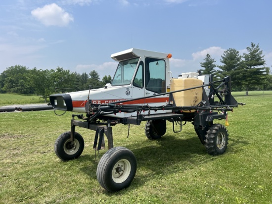 Melroe Spra Coupe 220 Sprayer,