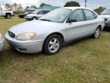 2004 FORD TAURUS SILVER