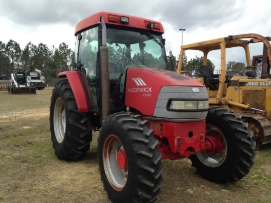 MCCORMICK CX100 TRACTOR