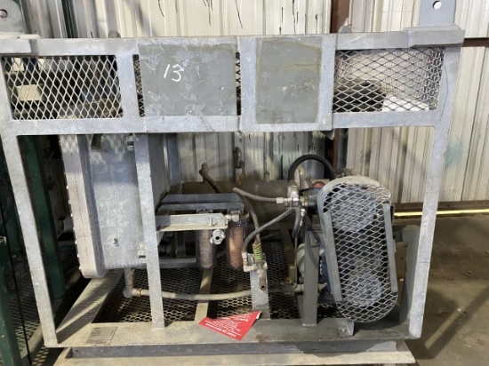 Industrial hot/cold pressure washer