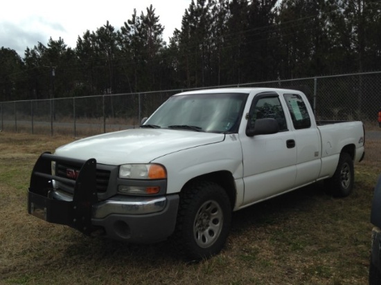 2006 GMC SIERRA