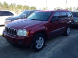 2005 JEEP LAREDO