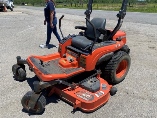 Kubota ZG 227 Zero turn mower