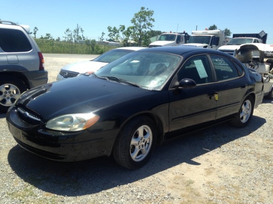 2003 Ford Taurus