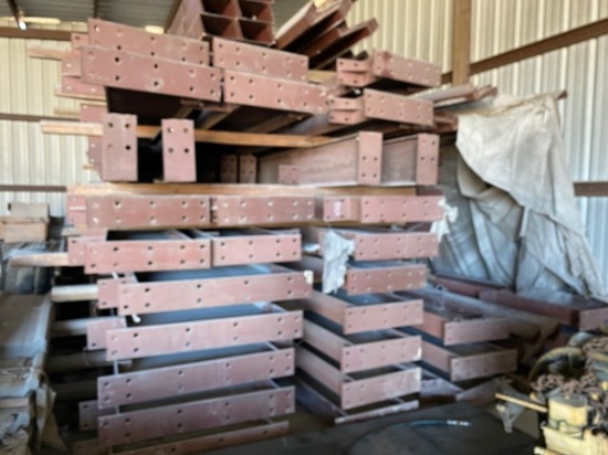 100x135x16 Metal Building