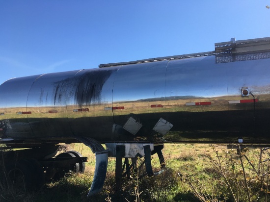 1990 Polar tandem axle tank trailer