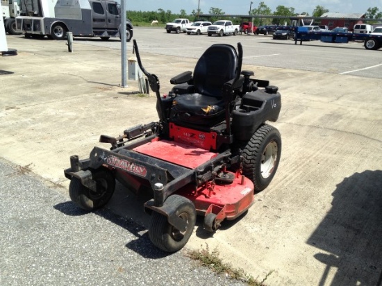 GRAVELY ZERO TURN MOWER 148Z