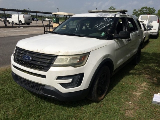 2016 WHITE FORD EXPLORER