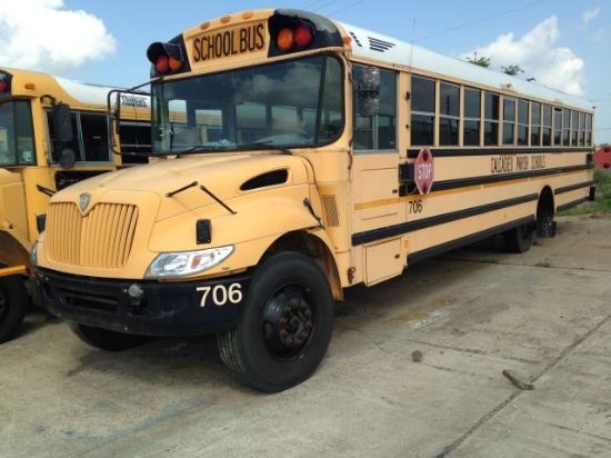 2008 INTERNATIONAL 78 PASSENGER BUS