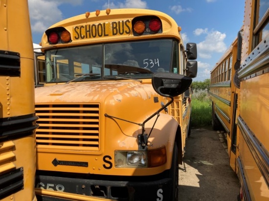 1996 INTERNATIONAL 30 PASSENGER LIFT BUS