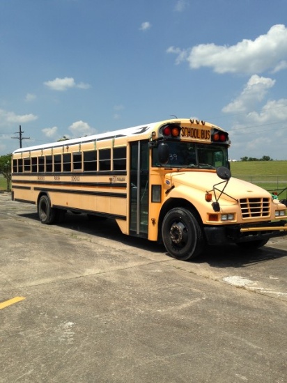 2006 BLUEBIRD 72 PASSENGER BUS