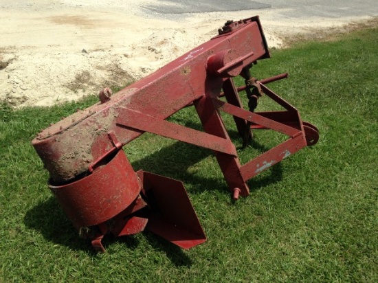 3 PT HITCH PTO DITCHER