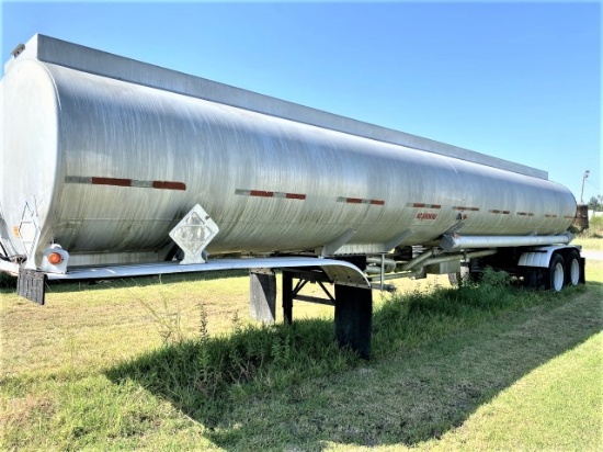 1985 Polar tandem axle tank trailer