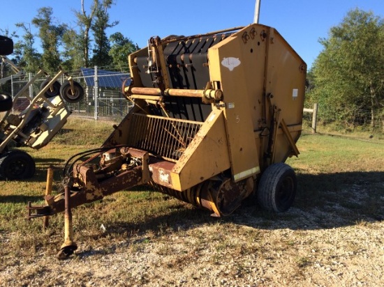 VERMEER 605F ROUND HAY BALER