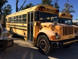 1996 INTERNATIONAL 3800 SERIES