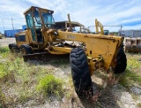 John Deere 670A road grader
