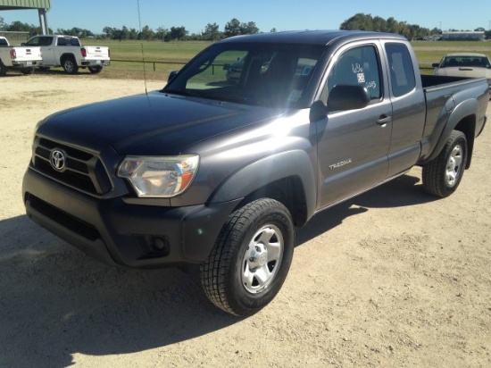2015 TOYOTA TACOMA