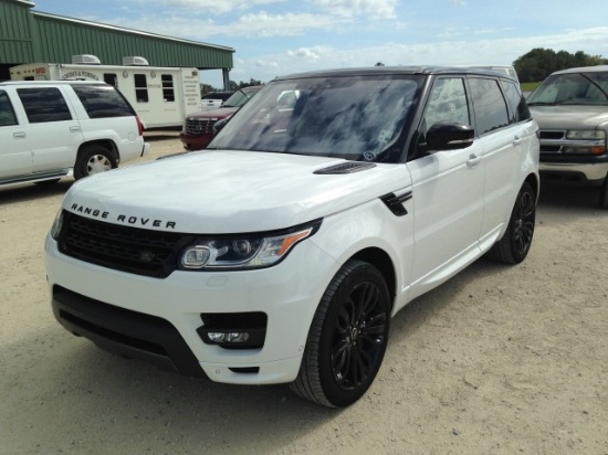 2017 Land Rover model Range Rover SUV
