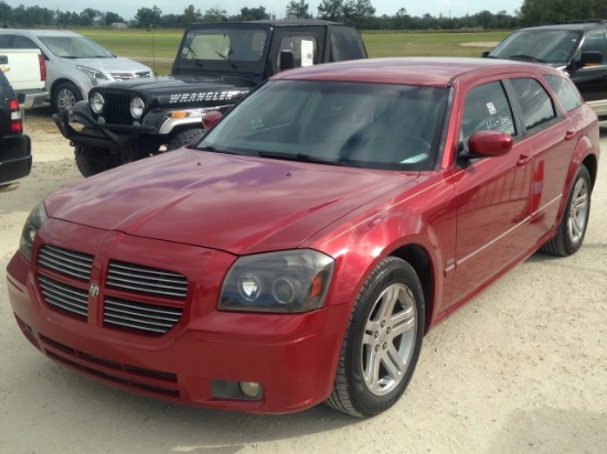 2005 DODGE MAGNUM
