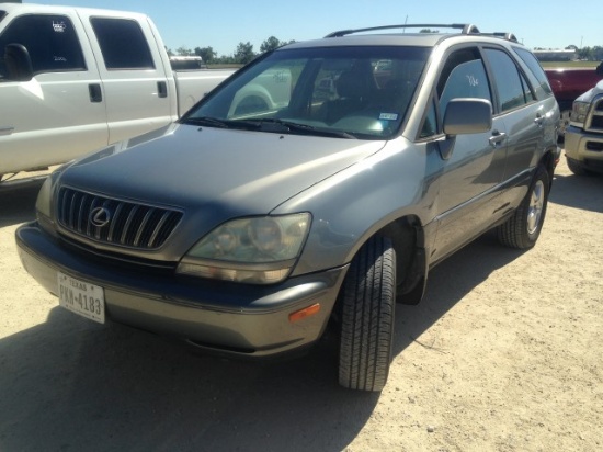 2001 LEXUS