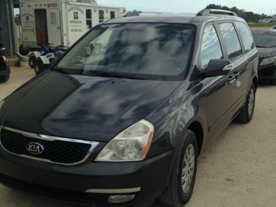 2014 KIA SEDONA