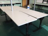 4 tables, Room 27