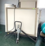 electric handicap lift, Auditorium