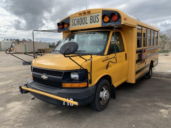 2009 Thomas 30 passenger cutaway bus inop