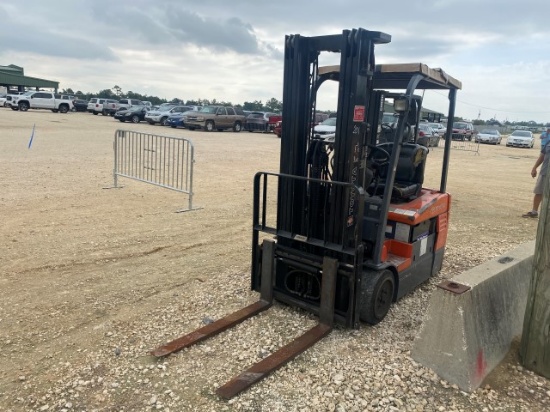 Toyota 7FBEU15 Electric Forklift