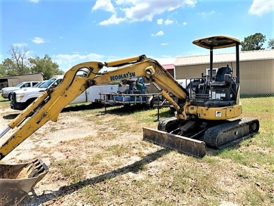 2011 Komatsu PC35 excavator