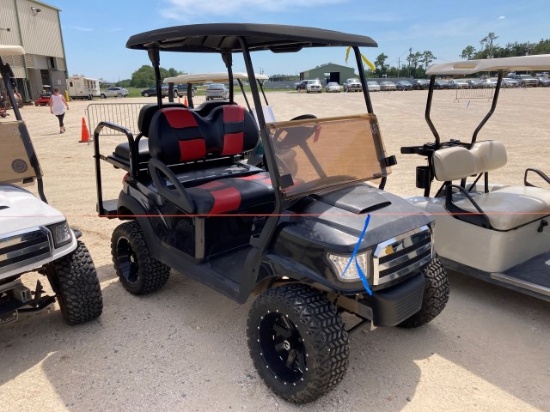 2008 Club Car Golf Cart with bench seat
