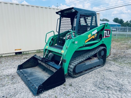 2016 Takeuchi TL8 track skid steer
