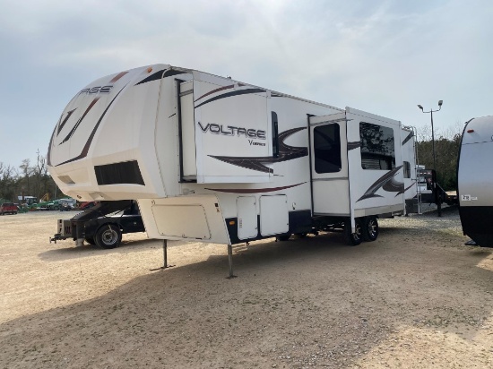 2013 VOLTAGE V3105 5TH WHEEL TOY HAULER