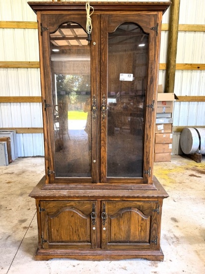 Gun cabinet