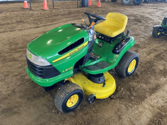John Deere LA105 mower