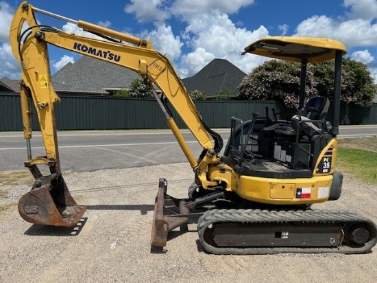 2014 Komatsu PC35MR-3 excavator