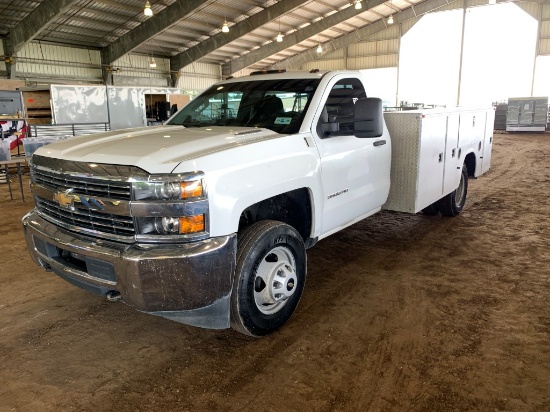 2015 Chevrolet 3500 HD truck