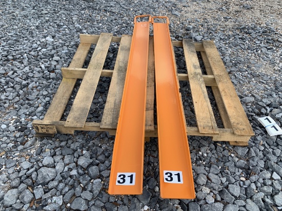 Unused 2024 Skid Steer Pallet Forks Extensions