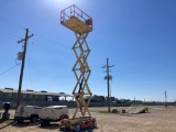 2000 JLG 2658-E3 scissor lift