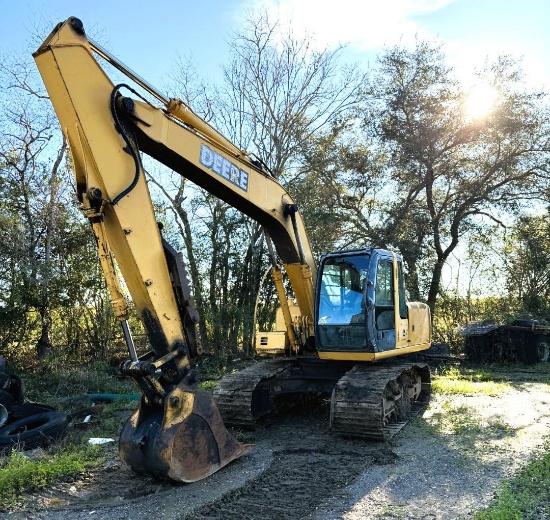 2004 Deere 160CLC excavator