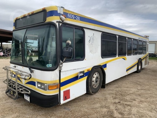 2010 GILLIG G27B102N4 TRANSIT BUS (ABSENTEE)