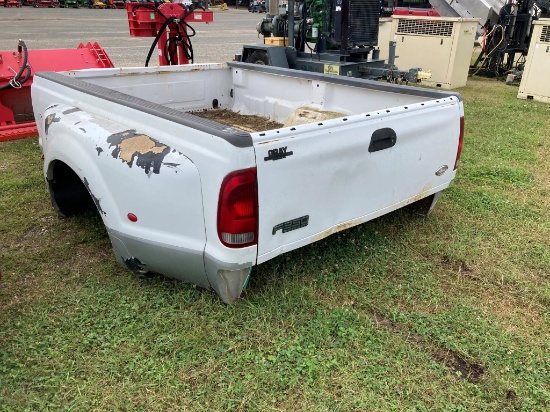 Ford dually bed