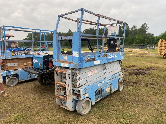 In-op man lift