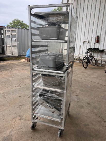 In load bun pan rack with plastic bins