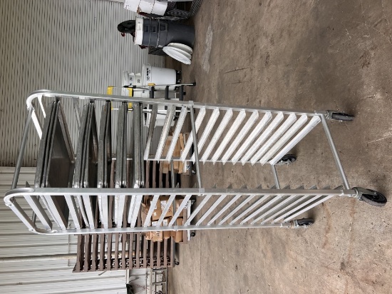 In load bun pan rack with 12- 18"x26" pans