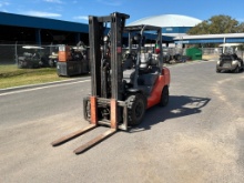 Toyota 8FGU30 forklift