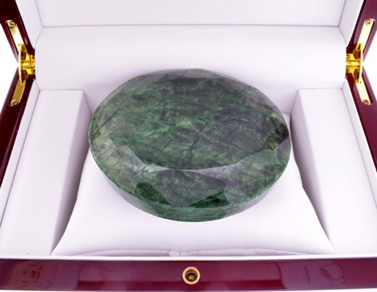 APP: 12.8k 1837.30CT Round Cut Green Beryl Emerald Gemstone